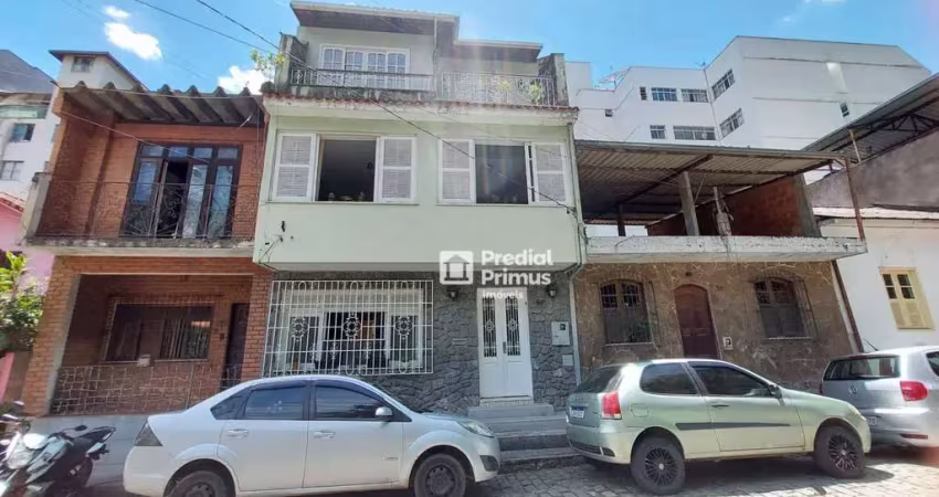 Maravilhosa casa com 5 dormitórios à venda, 160 m² por r$ 960.000 - centro - nova friburgo/rj