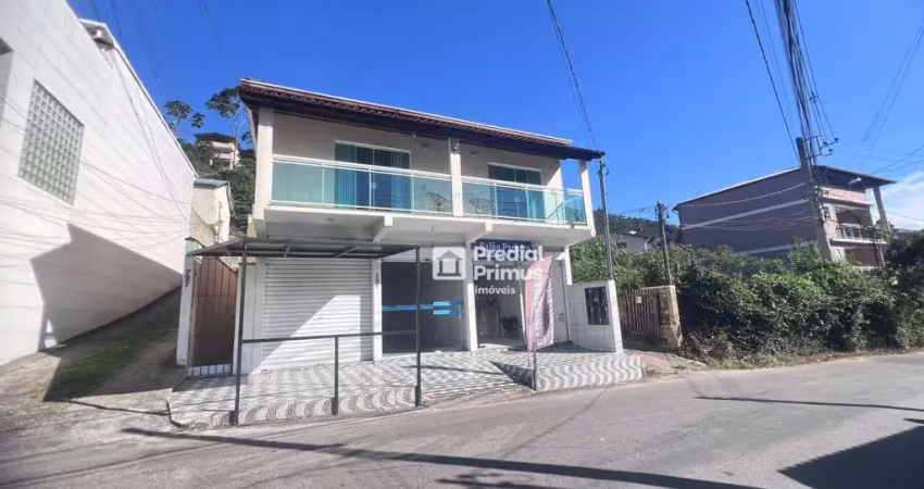 Casa com 2 dormitórios e lojas comerciais à venda, 241 m² por r$ 970.000 - varginha - nova friburgo/rj
