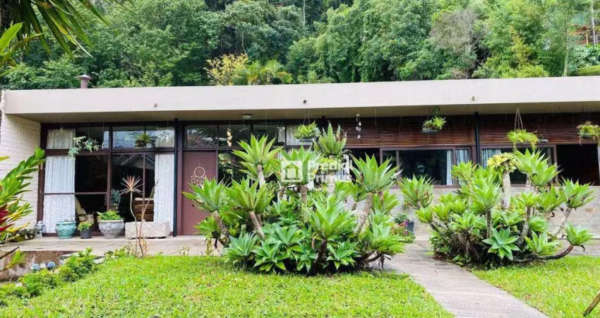 Casa de 03 quartos à venda em braunes, nova friburgo