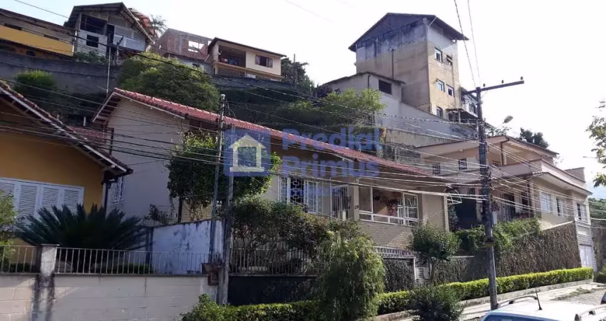 Casa com 5 dormitórios à venda, 288 m² por r$ 1.200.000,00 - cônego - nova friburgo/rj