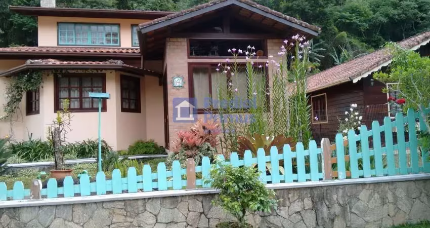 Casa à venda, 240 m² por r$ 900.000,00 - chácara paraíso - nova friburgo/rj