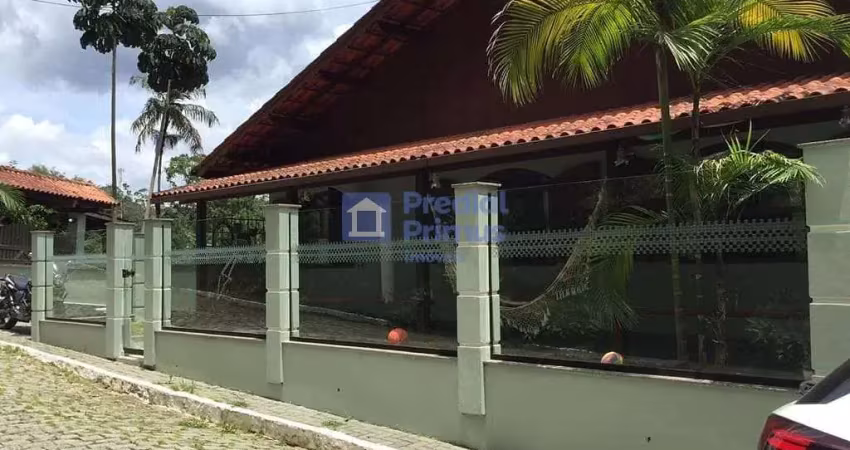 Casa com 3 dormitórios à venda, 175 m² por r$ 960.000,00 - mury - nova friburgo/rj