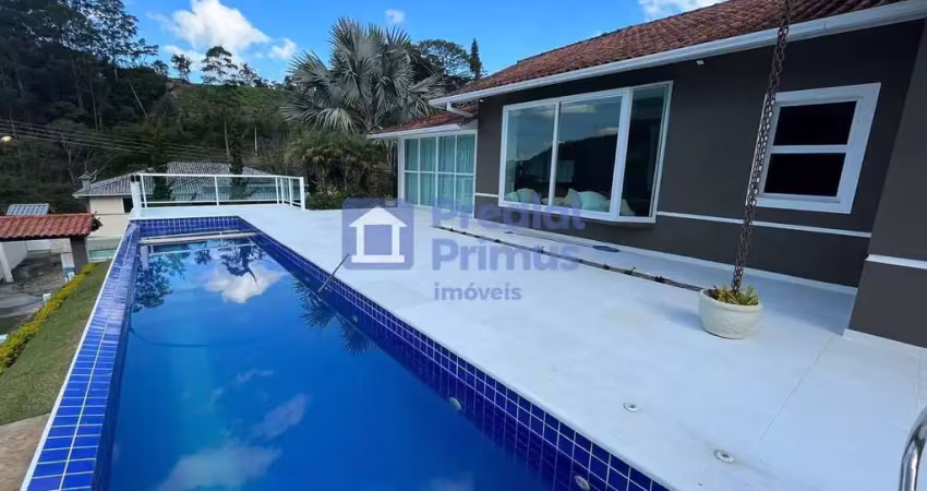 Casa com 3 dormitórios à venda, 374 m² por r$ 2.400.000,00 - cônego - nova friburgo/rj