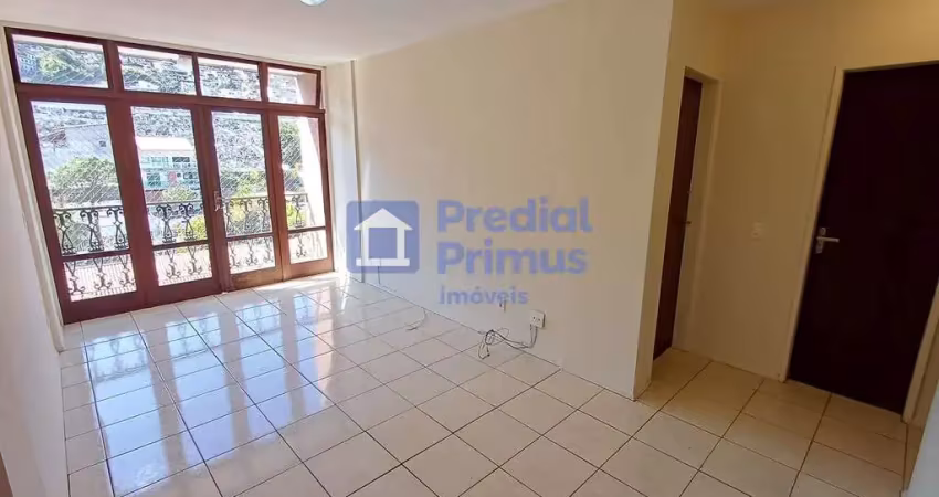 Apartamento com 3 quartos para alugar na Avenida Alberto Braune, 230, Centro, Nova Friburgo