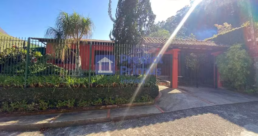 Casa com 2 dormitórios à venda, 190 m² por r$ 1.350.000,00 - cônego - nova friburgo/rj