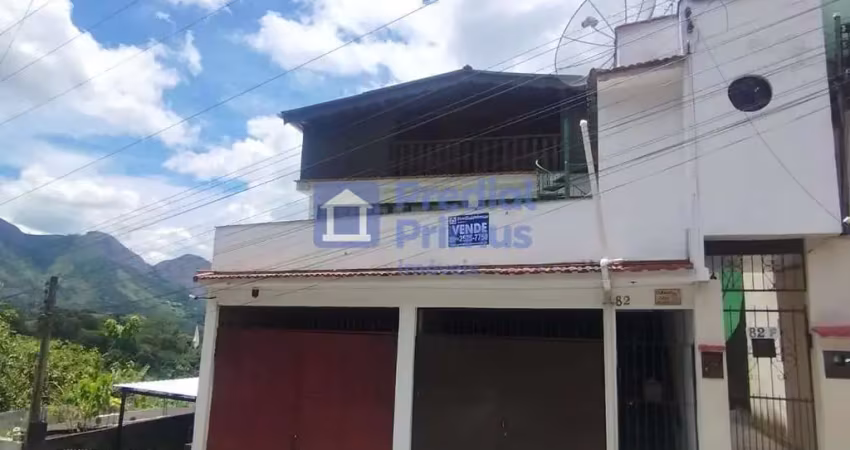 Casa à venda no perissê – conforto, espaço e excelente localização!