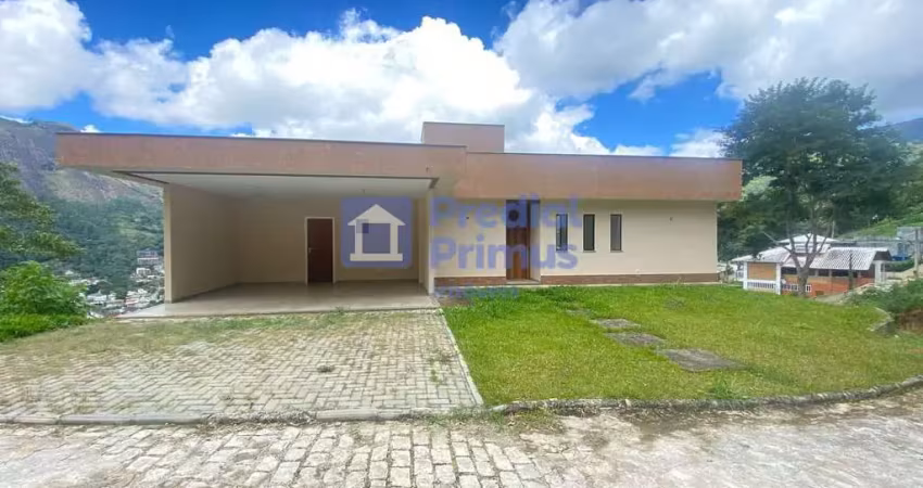 Casa com 3 quartos à venda na Rua Félicio Vassalo, 172, Cascatinha, Nova Friburgo