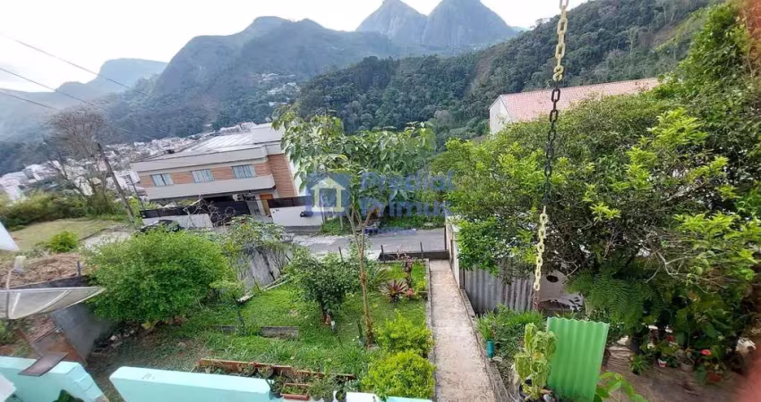 Casa em bairro nobre, com 2 dormitórios à venda por r$ 480.000 - suíço - nova friburgo/rj