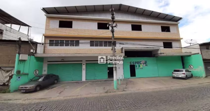 Prédio à venda na Avenida dos Ferroviários, Jardim Ouro Preto, Nova Friburgo