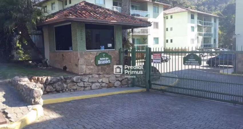 Apartamento com uma vista deslumbrante, com 3 dormitórios à venda, 104 m² por R$ 740.000 - Cônego - Nova Friburgo/RJ