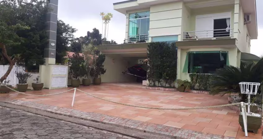 ** Morada da Praia - OPORTUNIDADE - Maravilhoso sobrado c/ 337 m² de área construída à 700 metros da praia **
