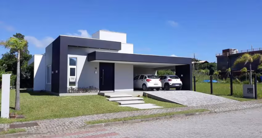 Casa para venda em imbituba, arroio, 3 dormitórios, 3 suítes, 1 banheiro, 2 vagas