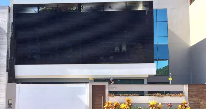 Casa para venda em balneário camboriú, centro, 3 dormitórios, 3 suítes, 2 banheiros, 1 vaga
