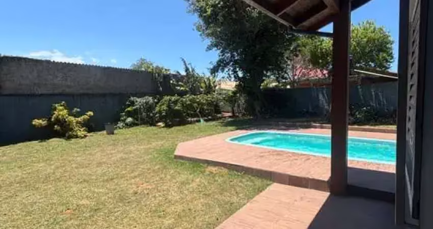 Casa para venda em imbituba, alto arroio, 3 dormitórios, 2 suítes, 1 banheiro, 3 vagas