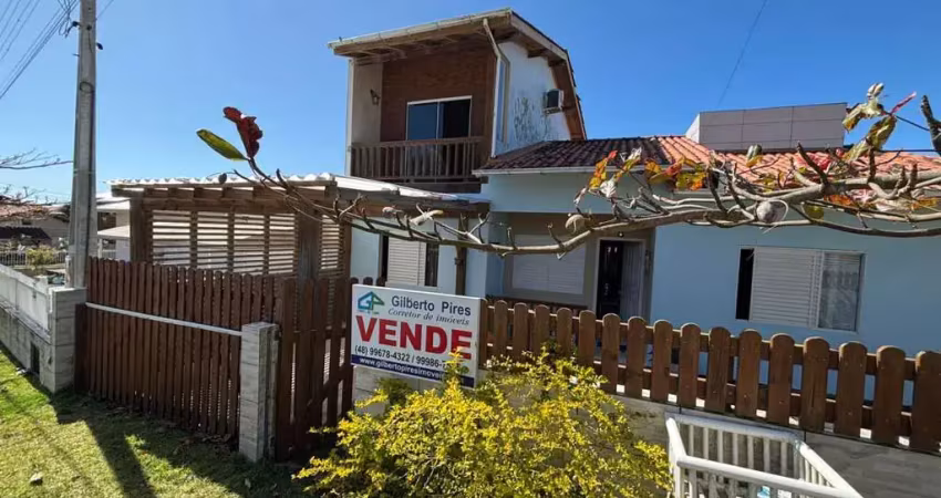 Casa para locação em imbituba, ribanceira, 3 dormitórios, 2 suítes, 4 banheiros, 1 vaga