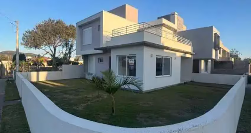 Casa para venda em garopaba, pedra branca, 3 dormitórios, 3 suítes, 4 banheiros, 1 vaga