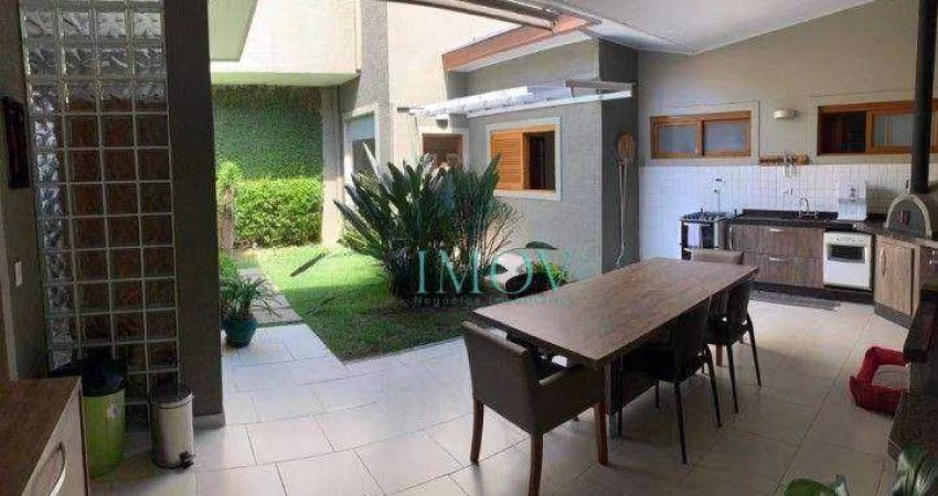 Sobrado com 5 dormitórios à venda, 255 m² por R$ 1.500.000,00 - Jardim das Indústrias - São José dos Campos/SP