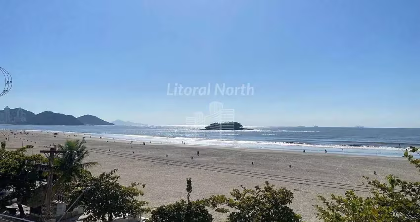 Apartamento duplex com 03 dormitórios frente mar em balneário camboriú