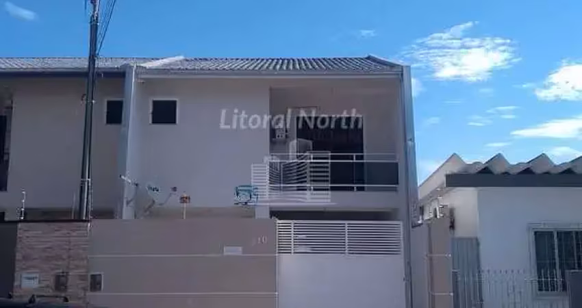 Sobrado no bairro Barra do Rio Itajaí