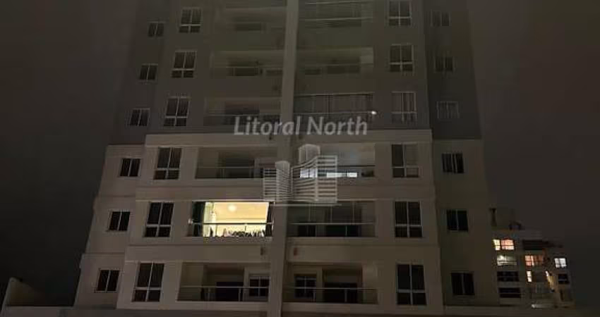 Apartamento na Vila Operária.