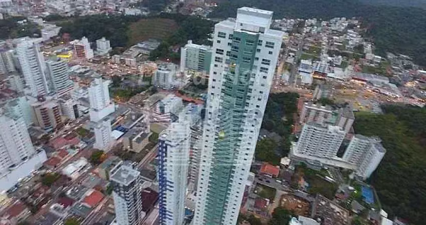Apartamento com 3 quartos à venda na Rua Egidio Alfredo Crispim, Pioneiros, Balneário Camboriú