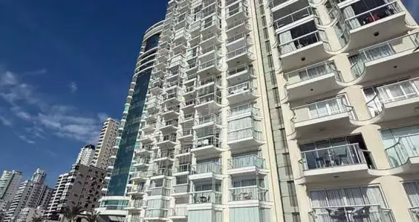 Apartamento de frente para o mar em balneário camboriú.