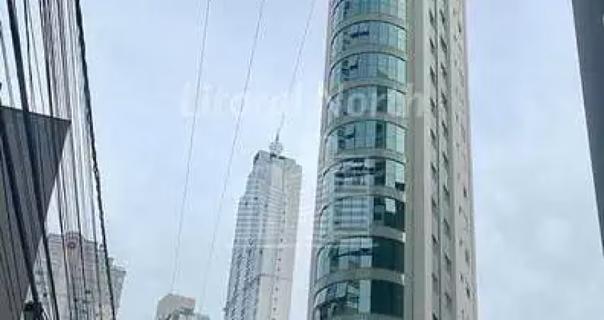 Apartamento com 3 quartos à venda na Rua 3618, Centro, Balneário Camboriú