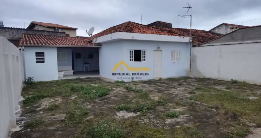 Casa à 100 metros da pista bairro poiares em excelente localização, lote inteiro proprietário aceita 300mil de entrada mais 10 parcelas mensais