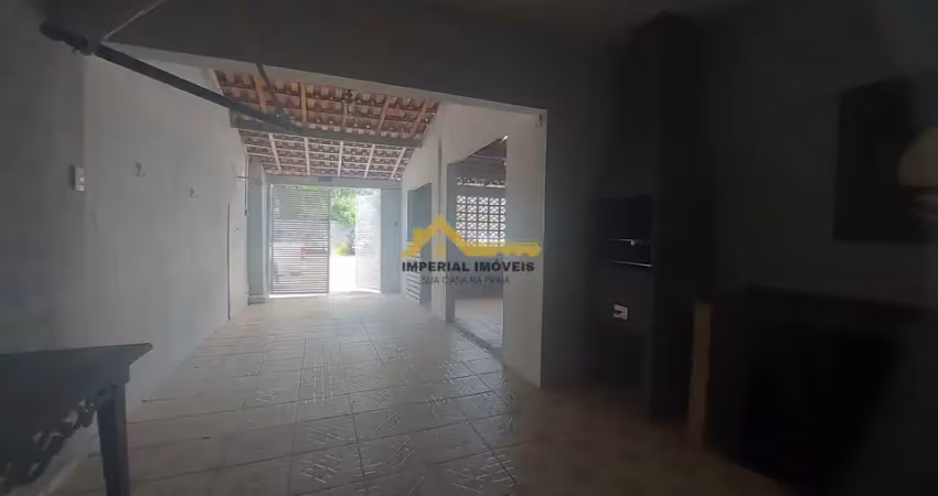 Casa no bairro indaia com escritura definitiva, à 100 metros da pista em ótima localização pertinho do poupa tempo  caraguatatuba-sp