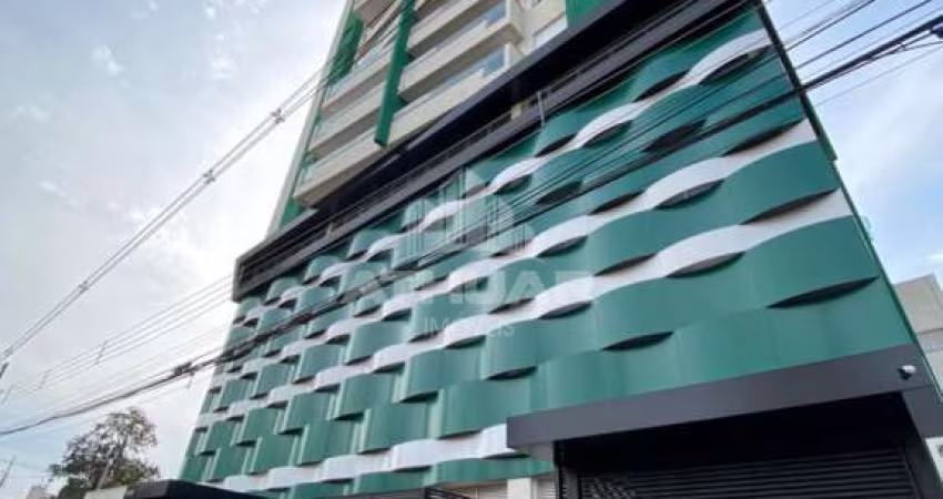 APARTAMENTO NO EDIFÍCIO ESMERALDA