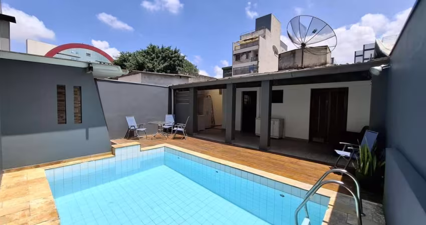 Casa para Venda em São Bernardo do Campo, Centro, 2 dormitórios, 1 banheiro, 3 vagas