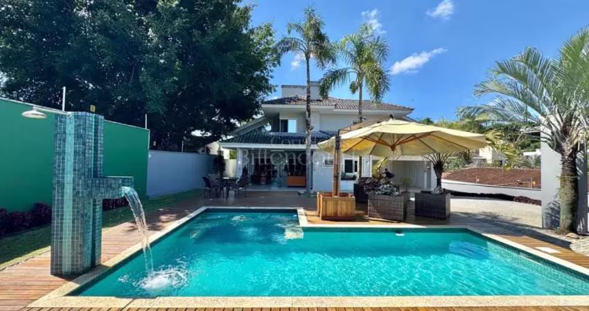 Casa com 6 quartos à venda no América, Joinville 