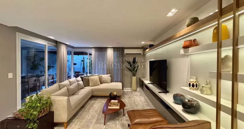 Casa com 3 quartos à venda no Saguaçu, Joinville 