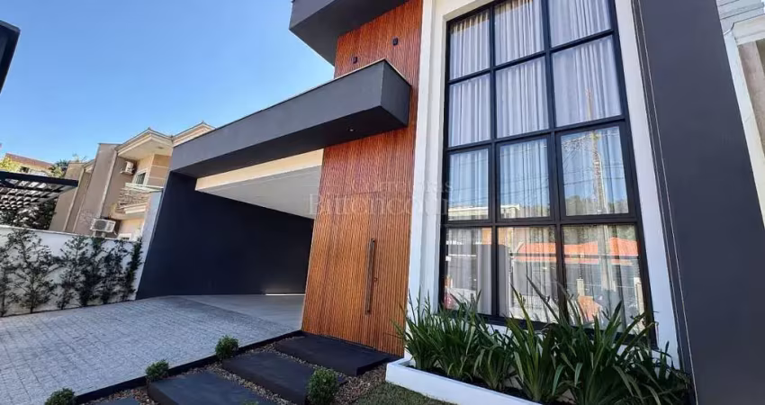 Casa com 3 quartos à venda no Bom Retiro, Joinville 