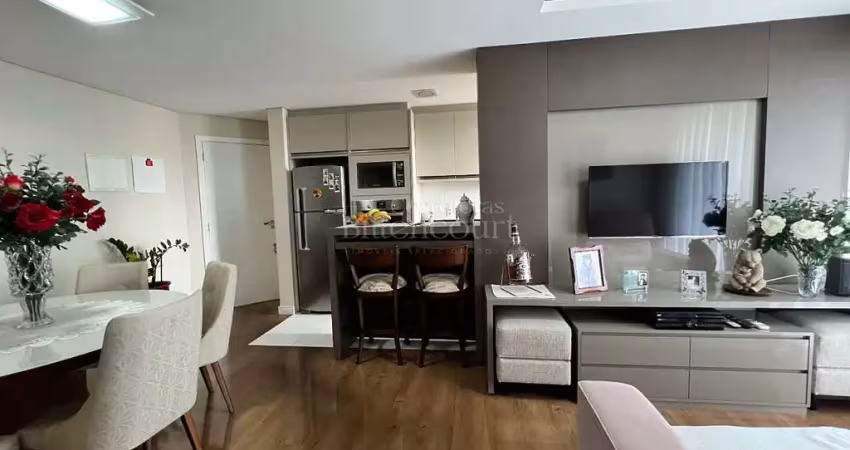 Apartamento mobiliado com suíte mais dois quartos no bom retiro