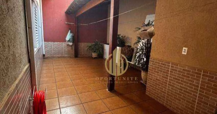 Casa com 3 dormitórios à venda, 173 m² por R$ 550.000,00 - Sumarezinho - Ribeirão Preto/SP