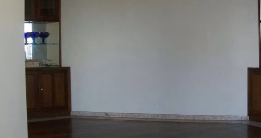 Apartamento à venda em Mooca com 110 m², 3 quartos