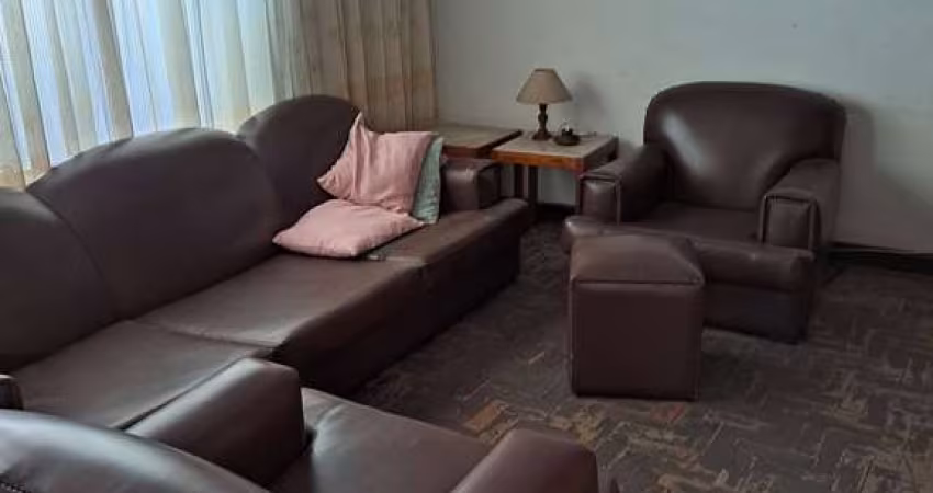 Apartamento à venda em Vila Claudia com 170 m², 3
