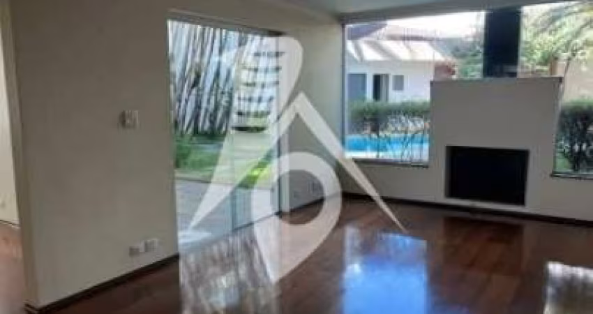 Casa Vila São José, 350m², 4 dormitórios, 4 vagas