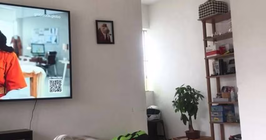 Apartamento à venda em Cambuci com 70 m², 2 quarto