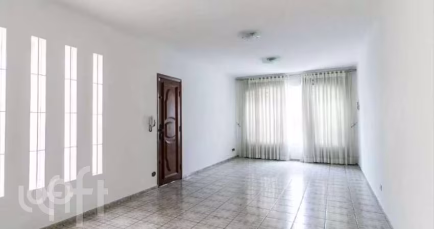 Casa à venda em Água Rasa com 196 m², 3 quartos, 1