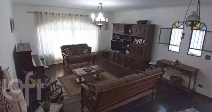 Casa à venda em Ipiranga com 175 m², 3 quartos, 1