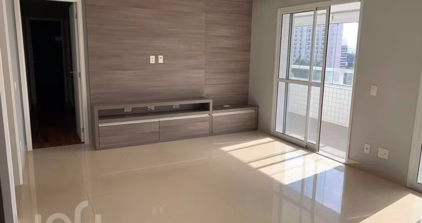 Apartamento à venda em Vila Dom Pedro I com 136 m²
