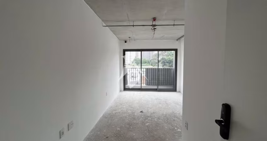 SALA PARA LOCAÇÃO NA REGENTE FEIJÓ 25m