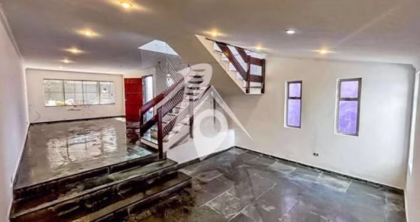 Sobrado no Bairro Alto da Mooca, com 241m².