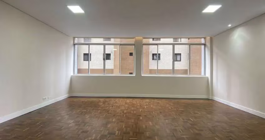 Apartamento com 3 quartos para alugar na Avenida Visconde de Guarapuava, 4338, Batel, Curitiba