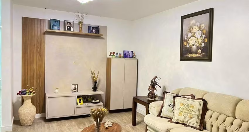 Casa com 4 quartos à venda na Adília Alves Betenheuser, 101, Alto Boqueirão, Curitiba