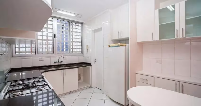 Apartamento com 3 quartos para alugar na Avenida Visconde de Guarapuava, 4338, Batel, Curitiba