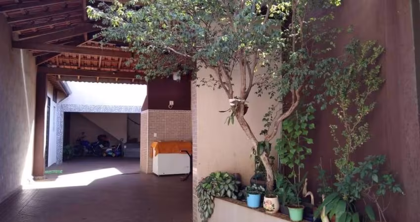 Casa / Sobrado para Venda em Ribeirão Preto, Dom Bernardo José Mielle, 5 dormitórios, 2 suítes, 4 banheiros, 4 vagas