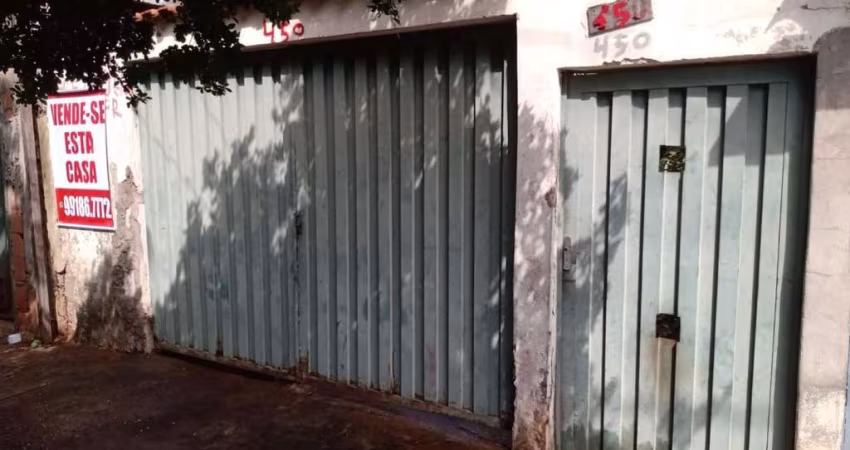 Casa para Venda em Ribeirão Preto, Vila Mariana, 1 dormitório, 1 banheiro, 3 vagas